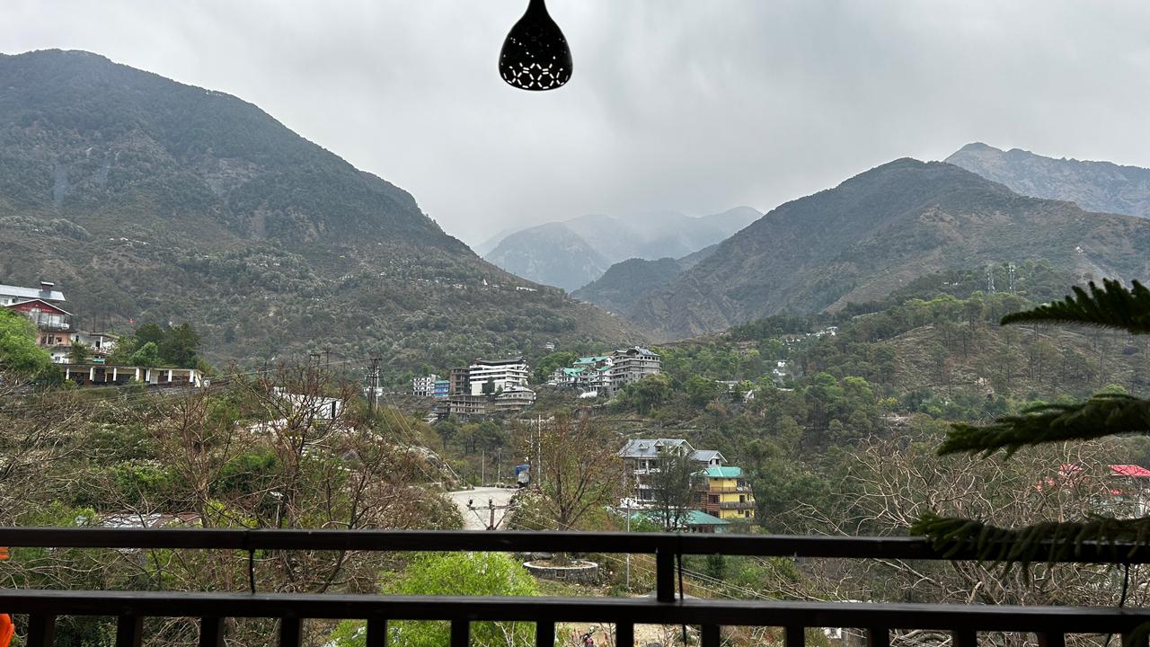 Peaceful Terrace Setting Dharamshala